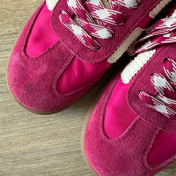 Back 70 Sneakers - Picture 6 of 7